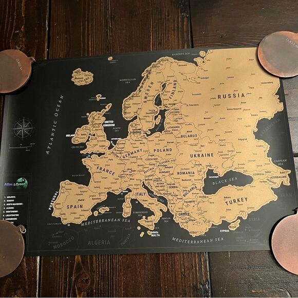 Atlas & Green Scratchable World Map (New) - Picture 3 of 7